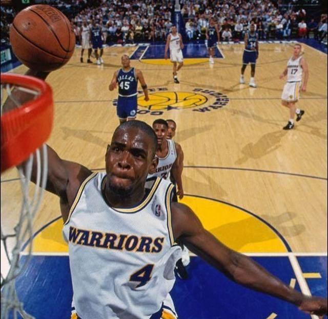 埃贝尔：凯恩已是足坛最伟大球员之一，未来他能竞争金球奖（埃贝尔：凯恩已跻身足坛顶尖，未来有望冲击金球）