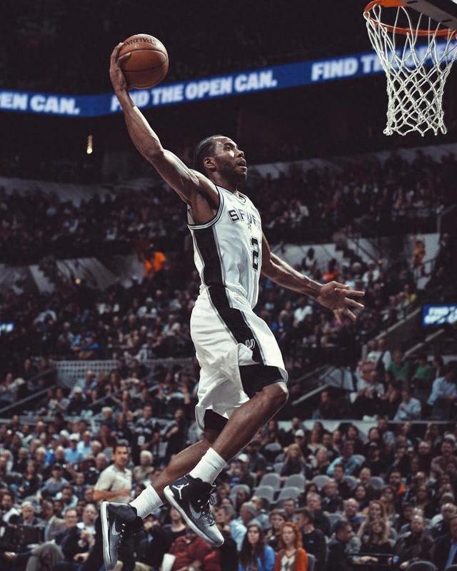 利物浦头号球星萨拉赫与主教练关系破裂，球队会如何处理这两人？（萨拉赫与主帅关系决裂，利物浦将作何应对？）