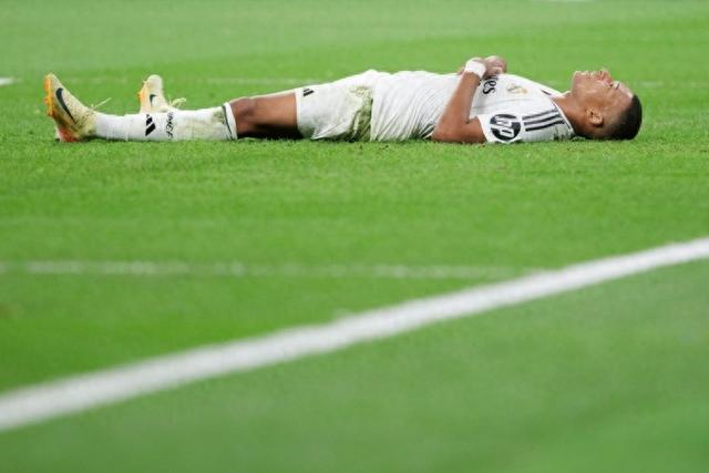 经友好协商，深圳新鹏城足球俱乐部今日宣布任命陈涛...（深圳新鹏城足球俱乐部今日官宣任命陈涛）