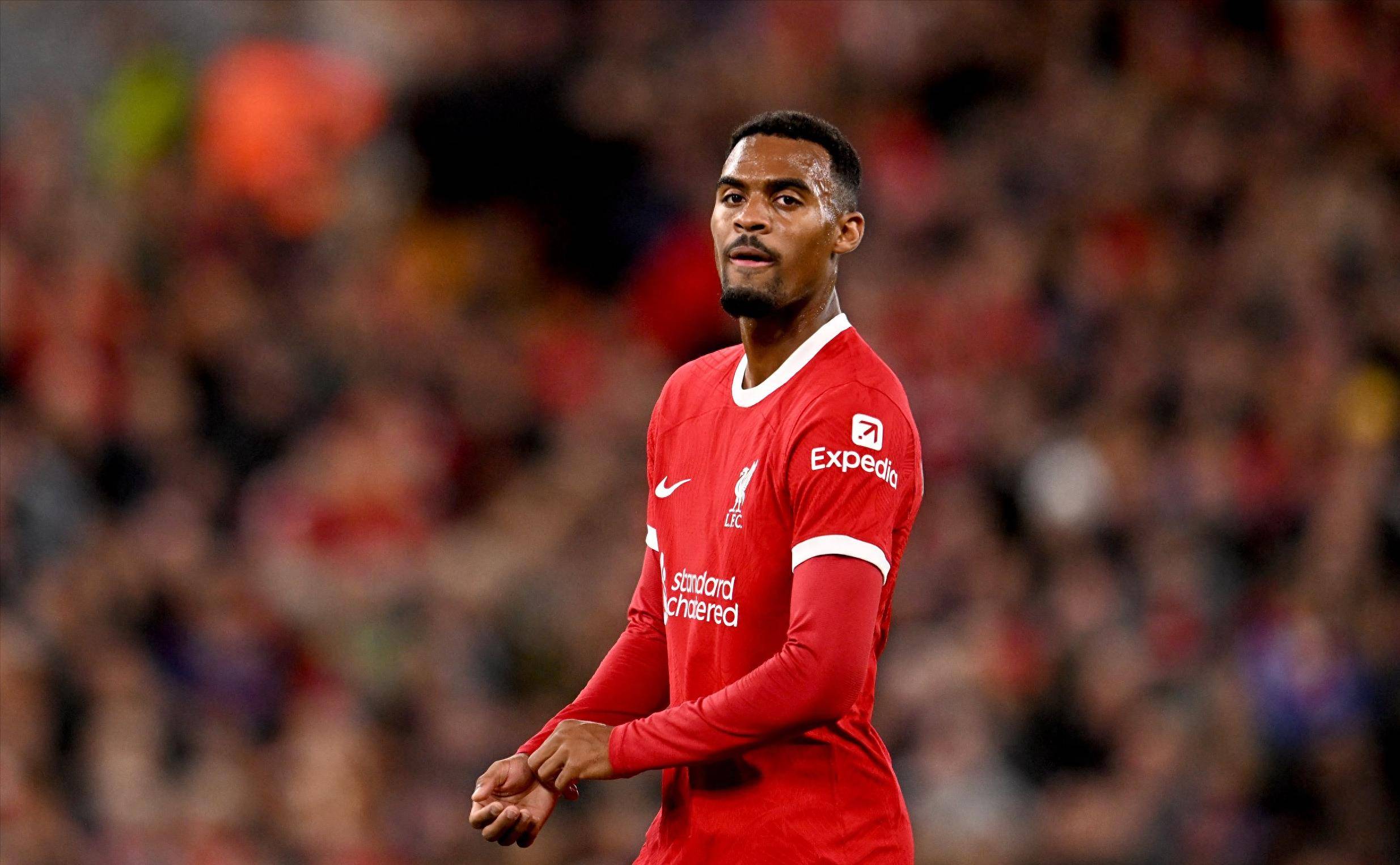 状态一般！郭艾伦8中3得到9分4板3助4失误（表现平平！郭艾伦8投3中拿下9分4篮板3助攻4次失误）