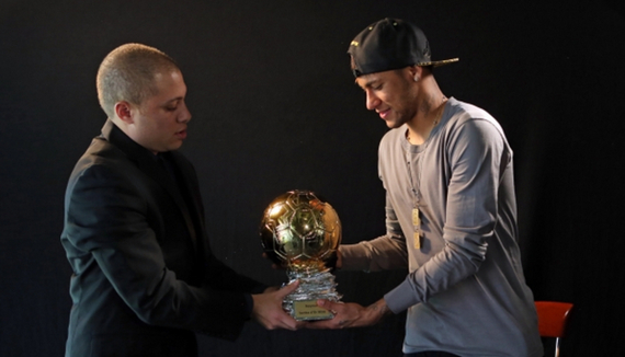 NBA球员专访：詹姆斯谈季后赛目标,（专访詹姆斯：畅谈季后赛目标与展望）