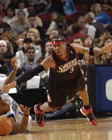 奥乌苏去津门虎？于根伟：目前不可能敲定引援，别轻信传闻（传奥乌苏加盟津门虎？于根伟：引援尚未敲定，勿信传闻）