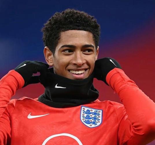 晚邮报：孔蒂向球队发表了一小时讲话，要求球员立即拿出状态（晚邮报：孔蒂对全队训话一小时，要求球员立即进入状态）