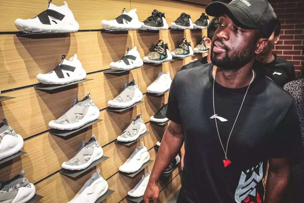 NBA球员数据榜：字母哥得分继续领先,（NBA球员数据排名：字母哥得分依旧领跑）