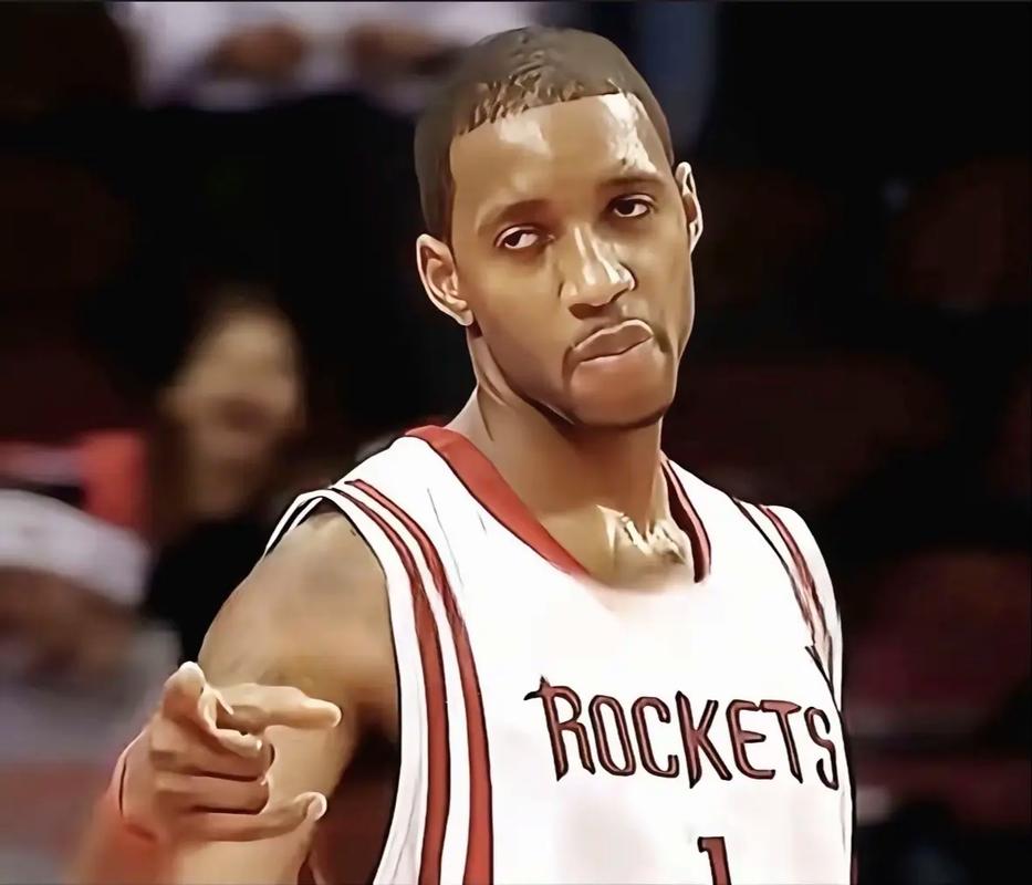 康宁汉姆空砍大三双，8次失误&关键两罚不中背锅（康宁汉姆大三双难救主，8失误+关键两罚不中成背锅点）