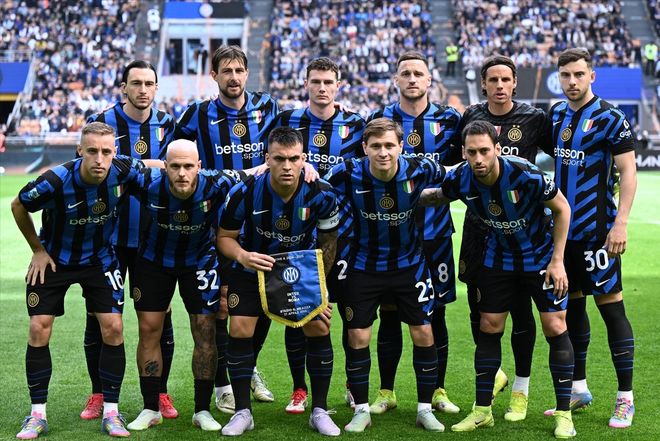 世预赛拒绝和第四官员握手，德拉富恩特：我想公开道歉（德拉富恩特就世预赛拒与第四官员握手一事公开道歉）