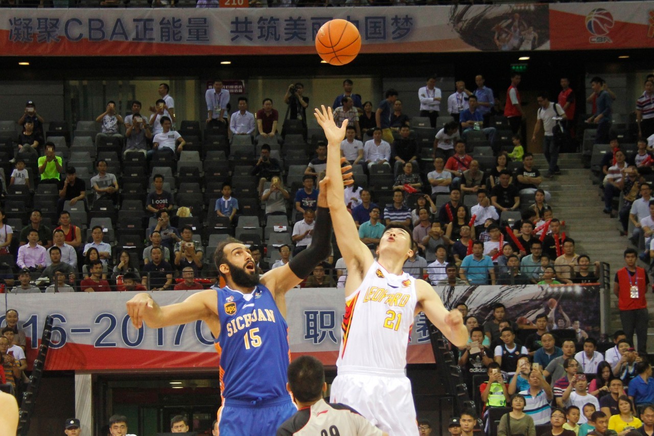 马雷斯卡：我满意目前的阵容配置，明天会拿出更出色的表现（马雷斯卡：对现有阵容满意，明天将拿出更佳表现）