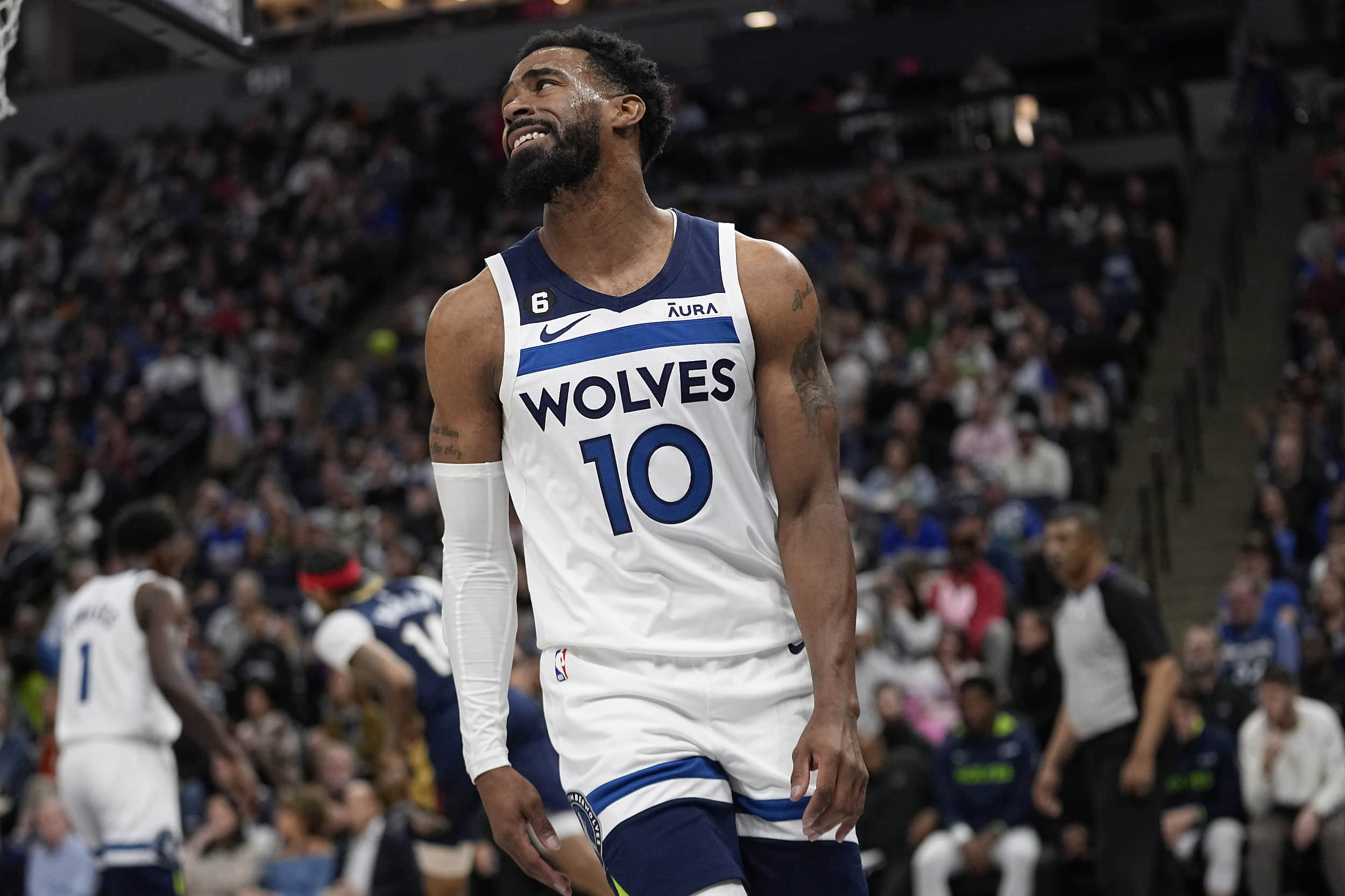 篮球的答案，永远在场上（篮球的答案，尽在球场）