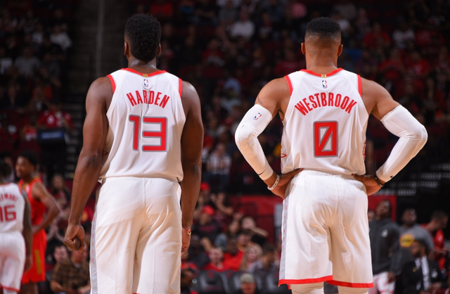 英超战报：佳夫双响，纽卡4-1埃弗顿，获联赛客场首胜（英超快讯：佳夫梅开二度，纽卡斯尔4-1击退埃弗顿，收获联赛客场首胜）