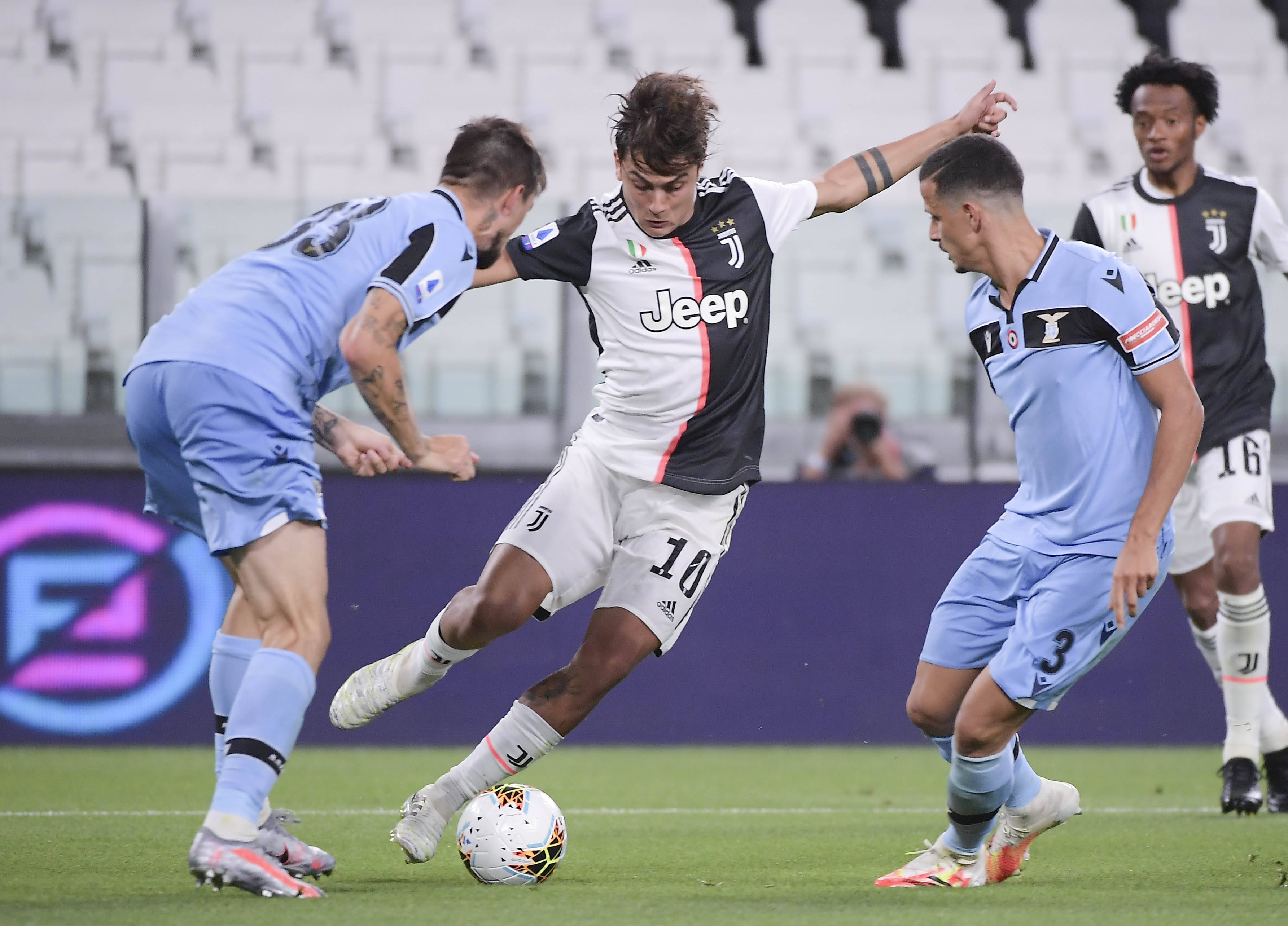 曼城vs西汉姆联全场数据：射门15-7，控球率66-34（曼城vs西汉姆联全场数据一览：射门15比7，控球66%对34%）