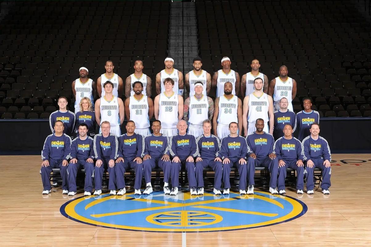 欧冠：皇马客场2-0完胜国际米兰（欧冠赛场：皇马客场2-0击败国际米兰）