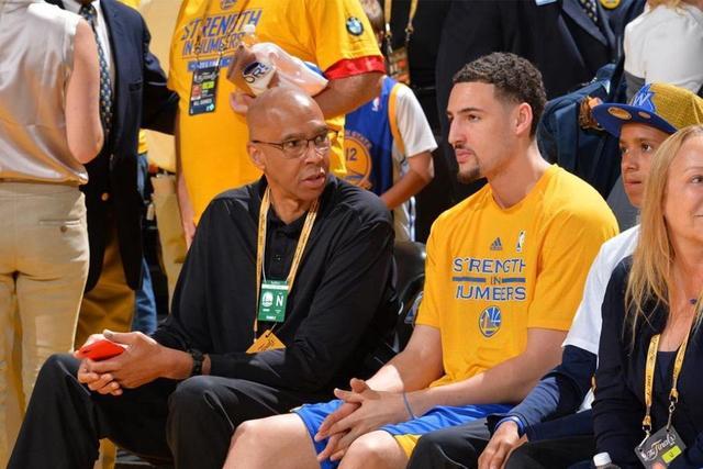 NBA常规赛焦点战精彩瞬间（NBA常规赛重磅对决高光时刻）