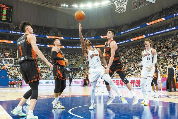 英超PK意甲！切尔西欧冠里程碑：终结3场不胜？18岁飞翼或创历史（英超对决意甲！切尔西冲欧冠里程碑：能否止住三场不胜？18岁边翼有望改写纪录）