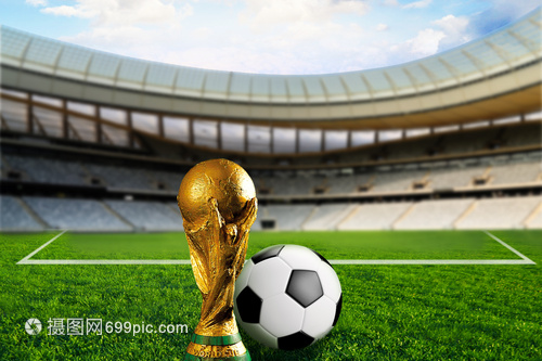 门德斯：萨福诺夫表现拯救了球队，为俱乐部创造历史感到自豪（门德斯：萨福诺夫力挽狂澜，我为俱乐部的历史性突破自豪）