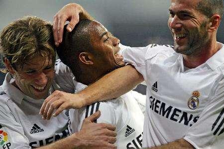 广东男篮14分大胜，奎因29+6+7+5萨姆纳首秀15分，徐昕14+7！（广东男篮14分大捷：奎因29+6+7+5，萨姆纳首秀15分，徐昕14+7）