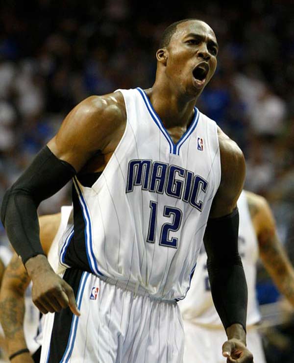 文章总结：曼城主场强势，桑德兰升班马表现稳定，曼城实力占优，但比赛难度大。（曼城主场占优、实力更强；桑德兰稳健，但这场并不轻松）