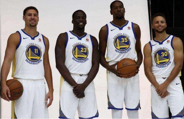 穆雷谈乌度卡怒喷裁判：这是场对抗激烈的比赛，两边都有漏判（穆雷评乌度卡怒批裁判：对抗激烈，双方均有漏判）